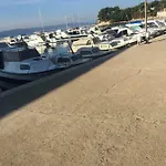 Apartman Iva *
